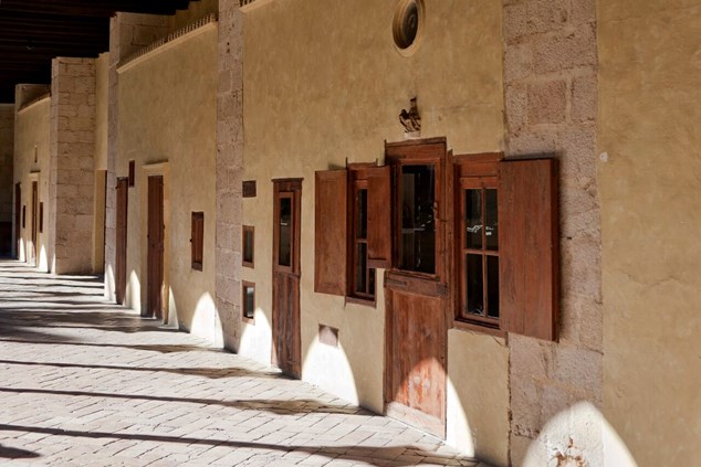 Monasterio De Pedralbes Visita Libre Acerca Cultura