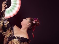 Dansa flamenca inspirada en la cultura tradicional japonesa