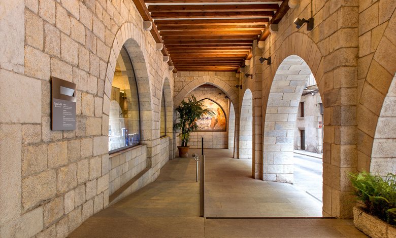 Entrada a CaixaForum Girona