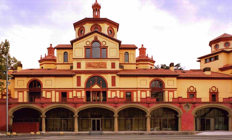 Teatre Lliure - Plaça Margarida Xirgu