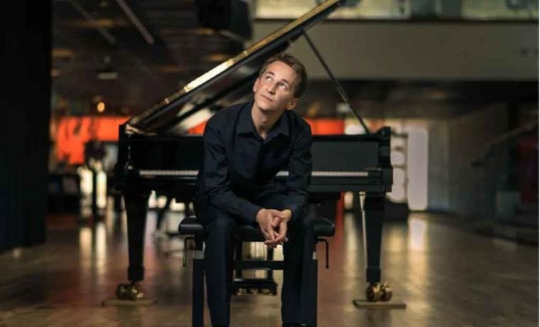 Daumants Liepiņš, piano
