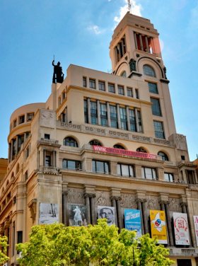 Enllaç a la fitxa de l'equipament Círculo de Bellas Artes