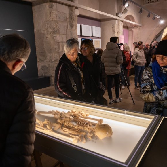 Fotografia exposició "129 vides. De quan la pesta negra va arribar a Vilafranca""