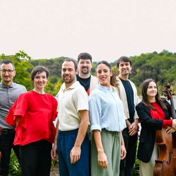 Arineketan musika taldeko kideak / Miembros del grupo de música Arineketan