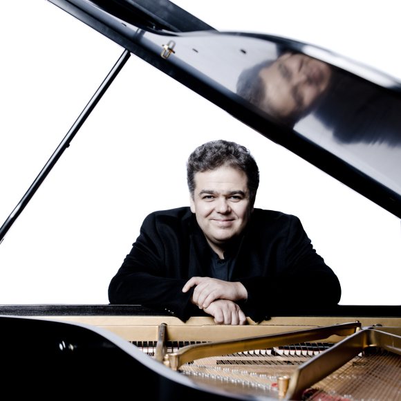 Arcadi Volodos, piano