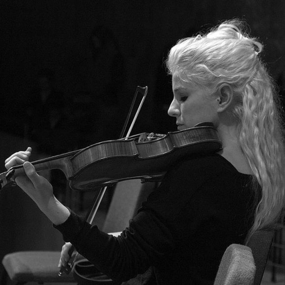 Imatge de la violinista Marta Cardona