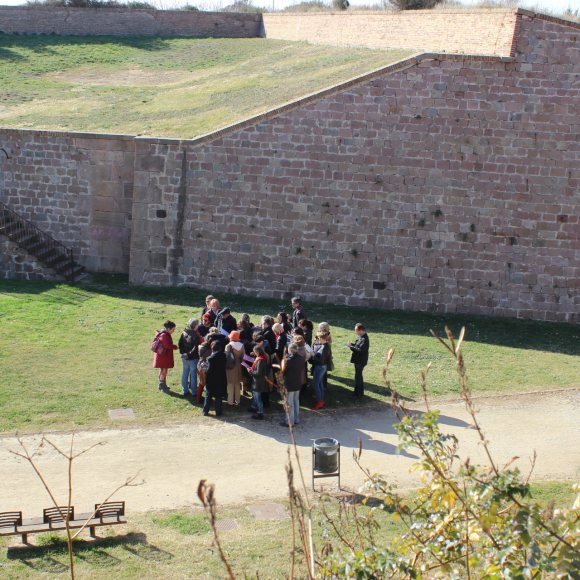 Visita guiada al Castell - llenguatge de signes català