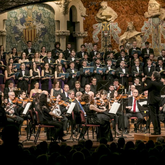 Orquestra Simfònica del Vallès i Cor Madrigal a l'escenari del Palau