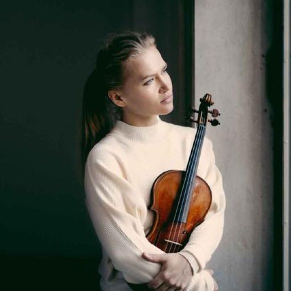 Mari Samuelsen, violinista