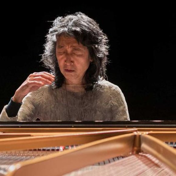 Mitsuko Uchida, piano